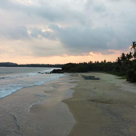 Hiru Villa Tangalle Bagian luar foto